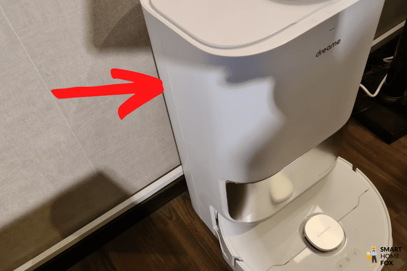 Базовая станция Dreame L10s Ultra сбоку.